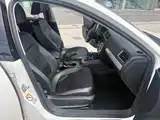 Photo 11 - Volkswagen Sagitar