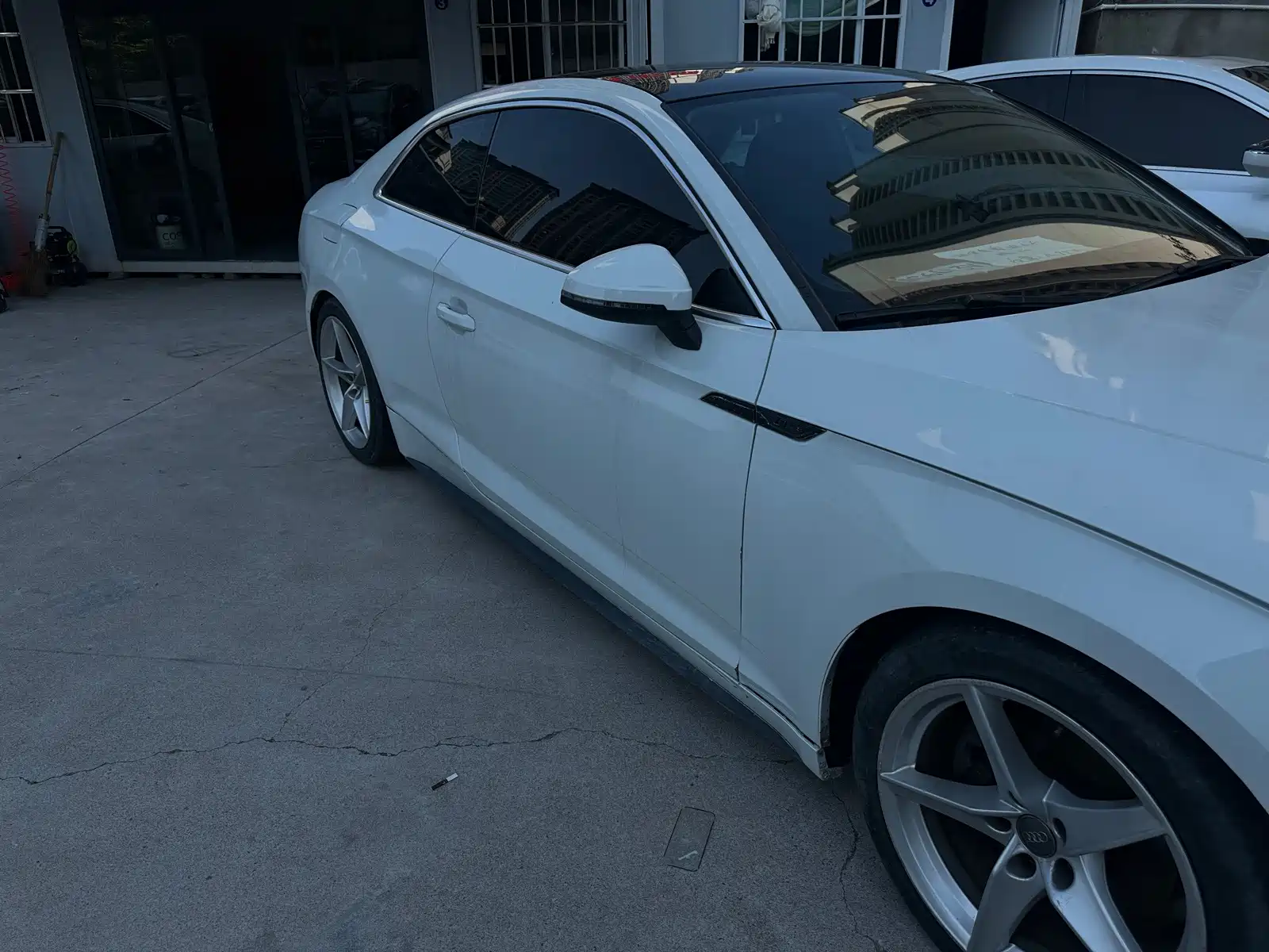 Photo 4 - Audi A5 (Import)