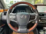 Фото 6 - Lexus ES