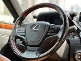 Фото 16 - Lexus ES