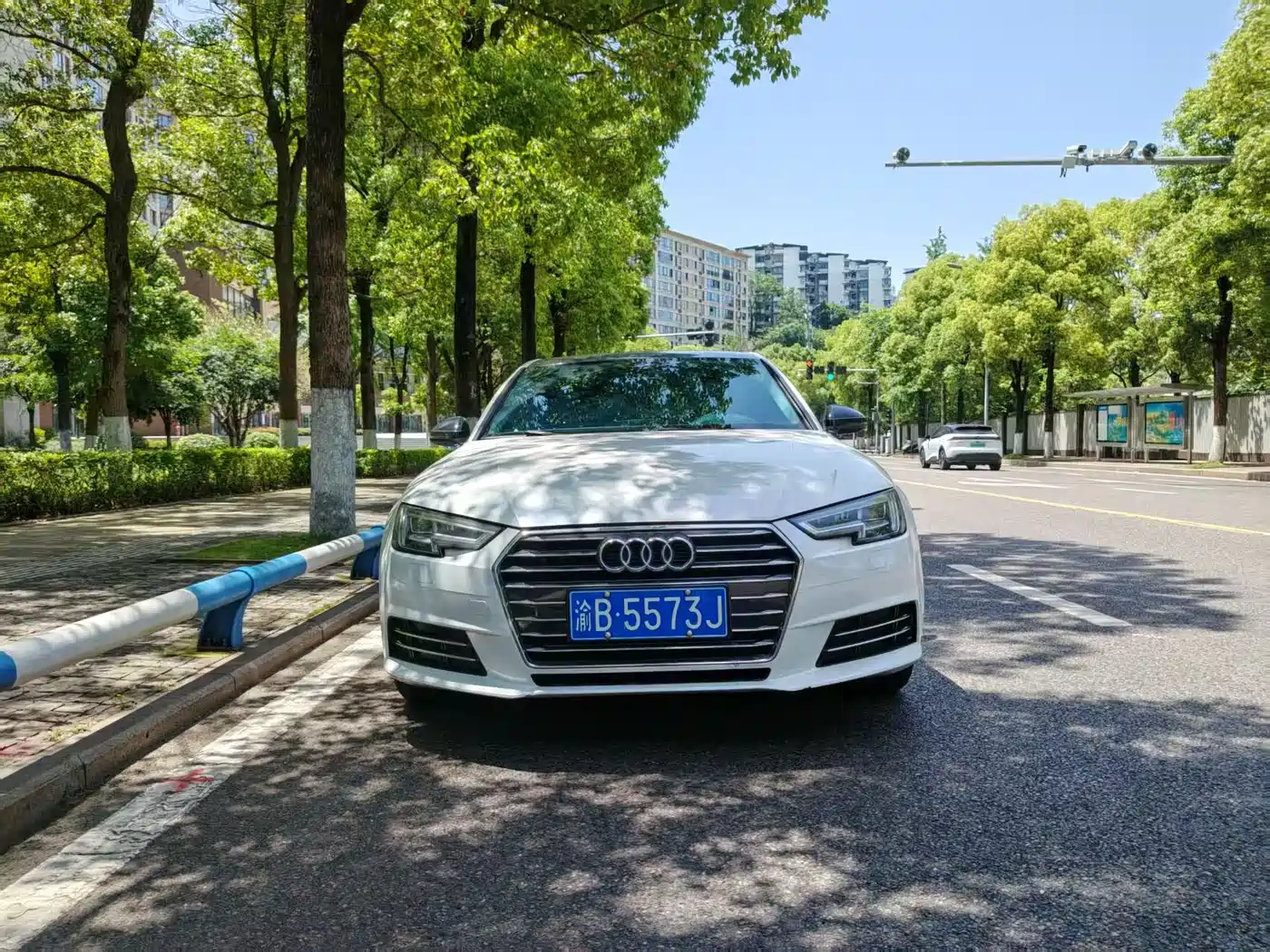 Audi A4L 2017 Plus 40 TFSI Fashion фото 2