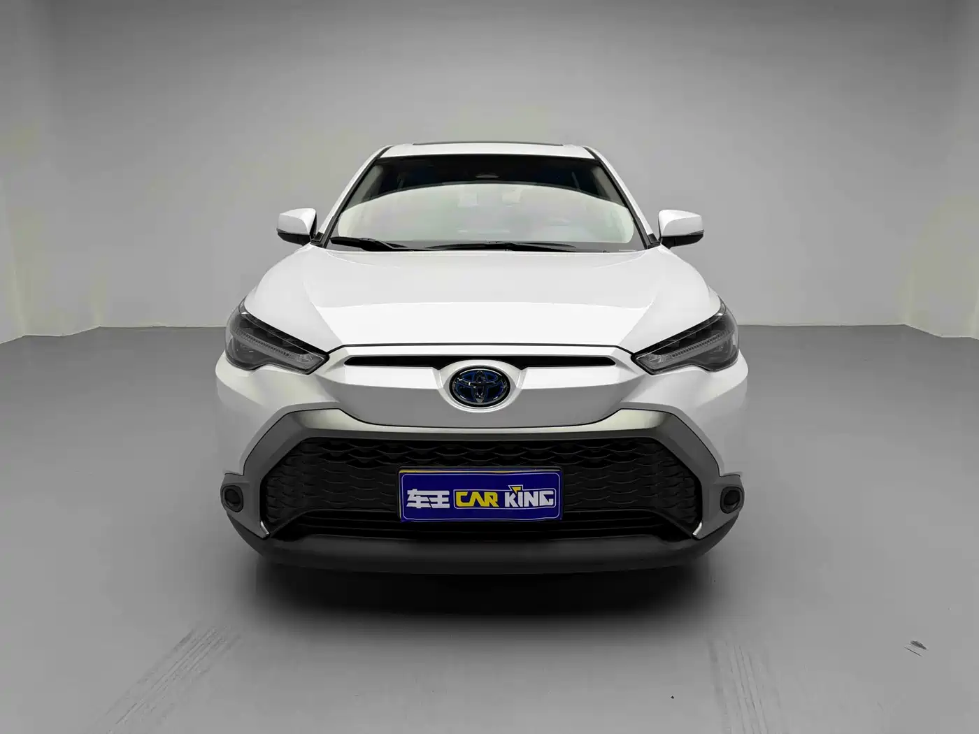 Toyota Frontlander 2023 2.0L Smart Hybrid Dual Engine Luxury Edition фото 2