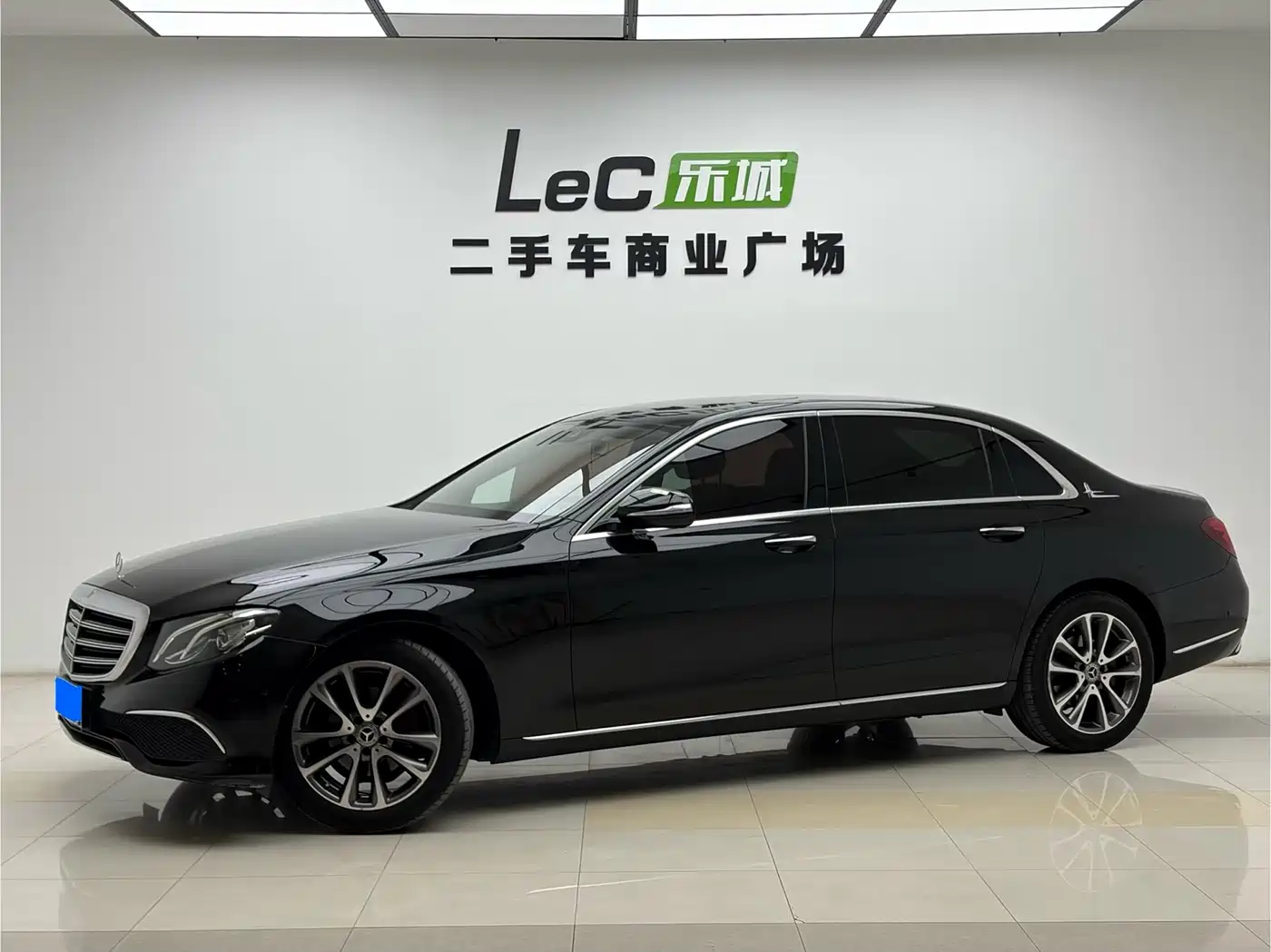 Mercedes-Benz E-Class 2016 E 200 L фото 2