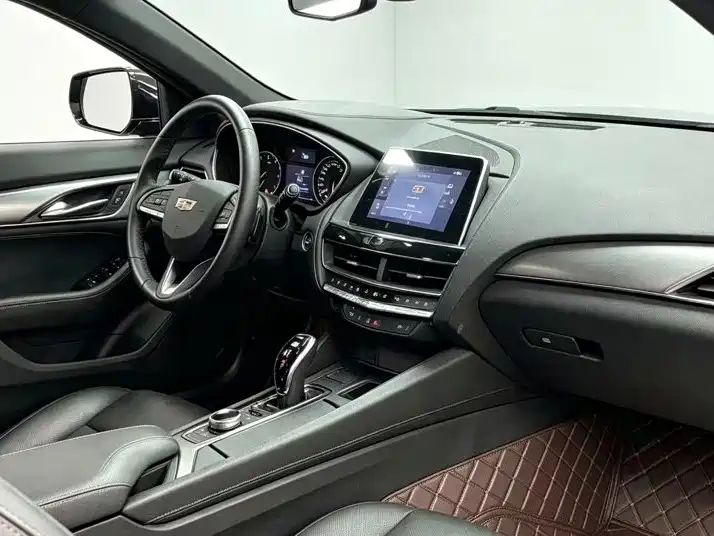 Фото 4 - Cadillac CT5