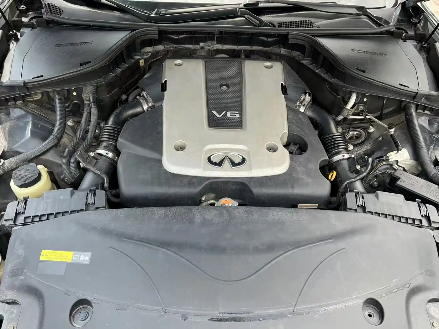 Infiniti Q70 2016 2015 Q70L 2.5L Elite