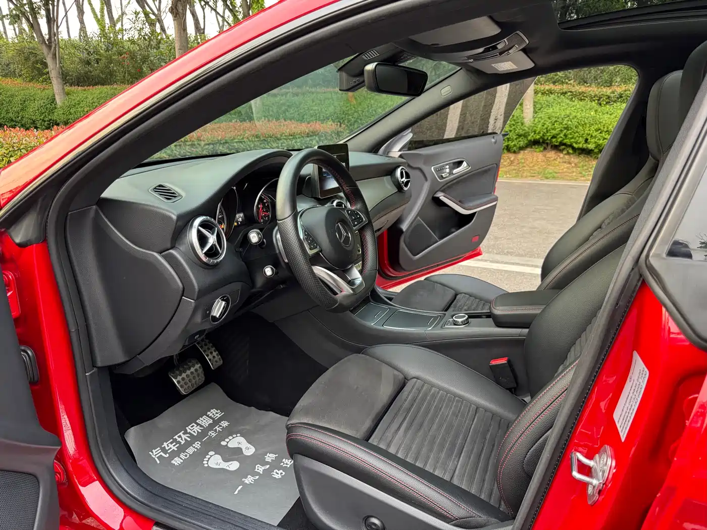Mercedes-Benz CLA (Import) 2018 CLA 220 4MATIC фото 10