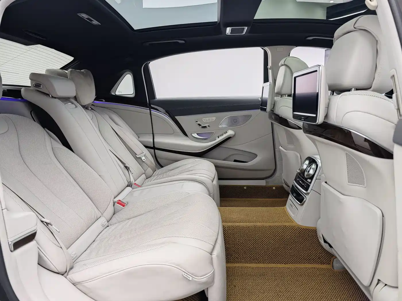Mercedes-Benz Maybach S-Class 2016 2015 S 400 4MATIC
