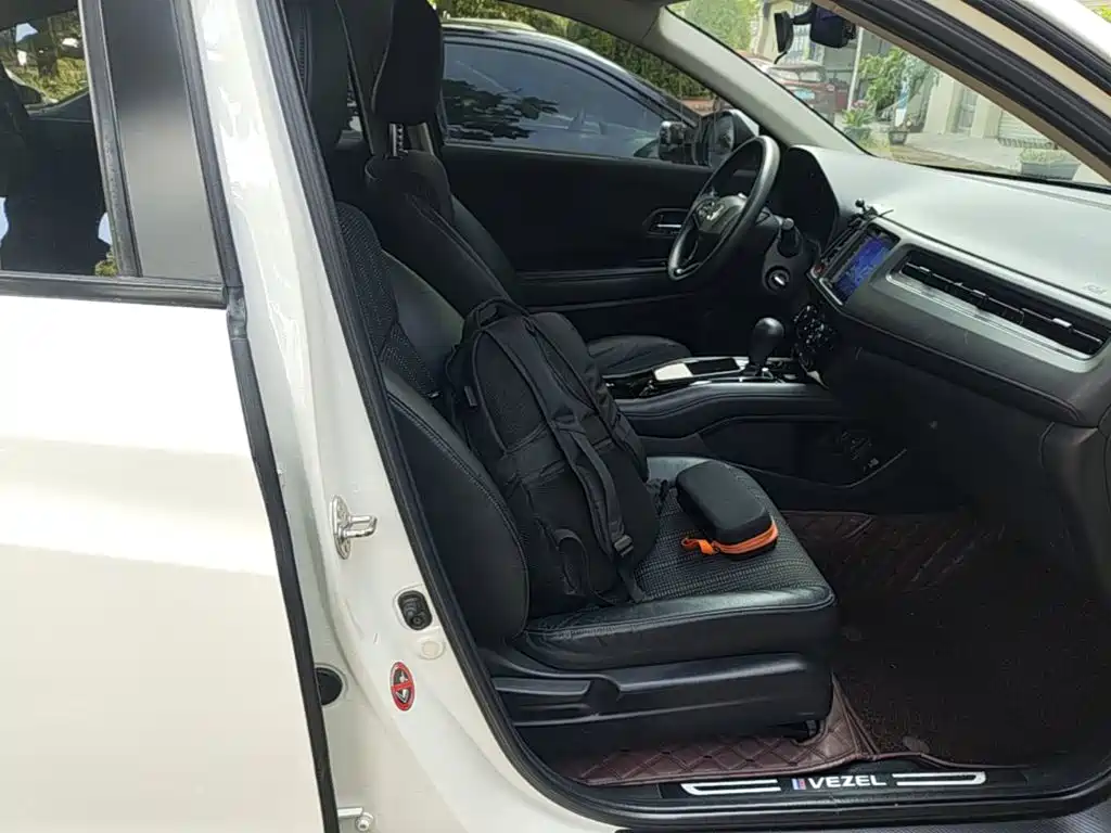 Honda Vezel 2016 2015 1.8L CVT FWD Elite
