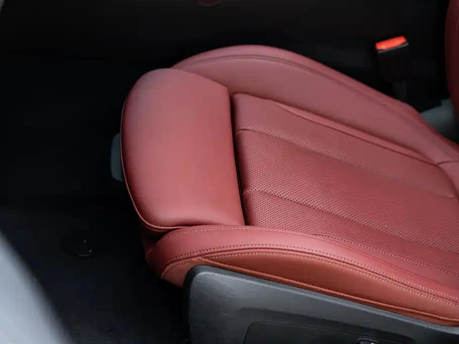 BMW 4 Series 2024 430i M Sport Shadow Edition фото 16