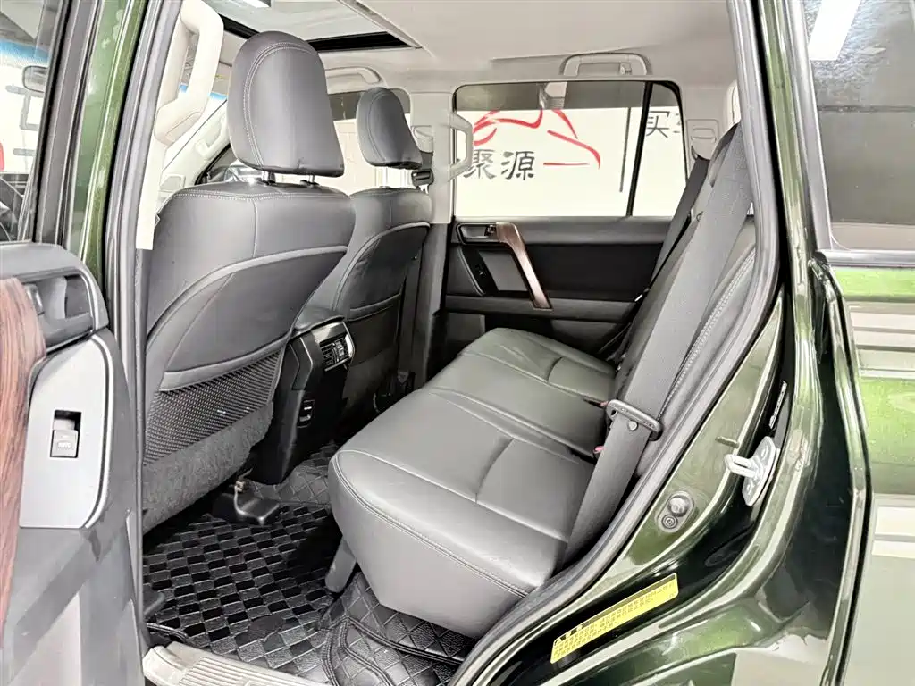 Toyota Prado (Import) 2014 2.7L Automatic Standard Edition фото 10