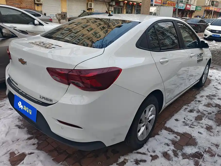 Chevrolet Cavalier 2021 325T Auto Joy Edition фото 3