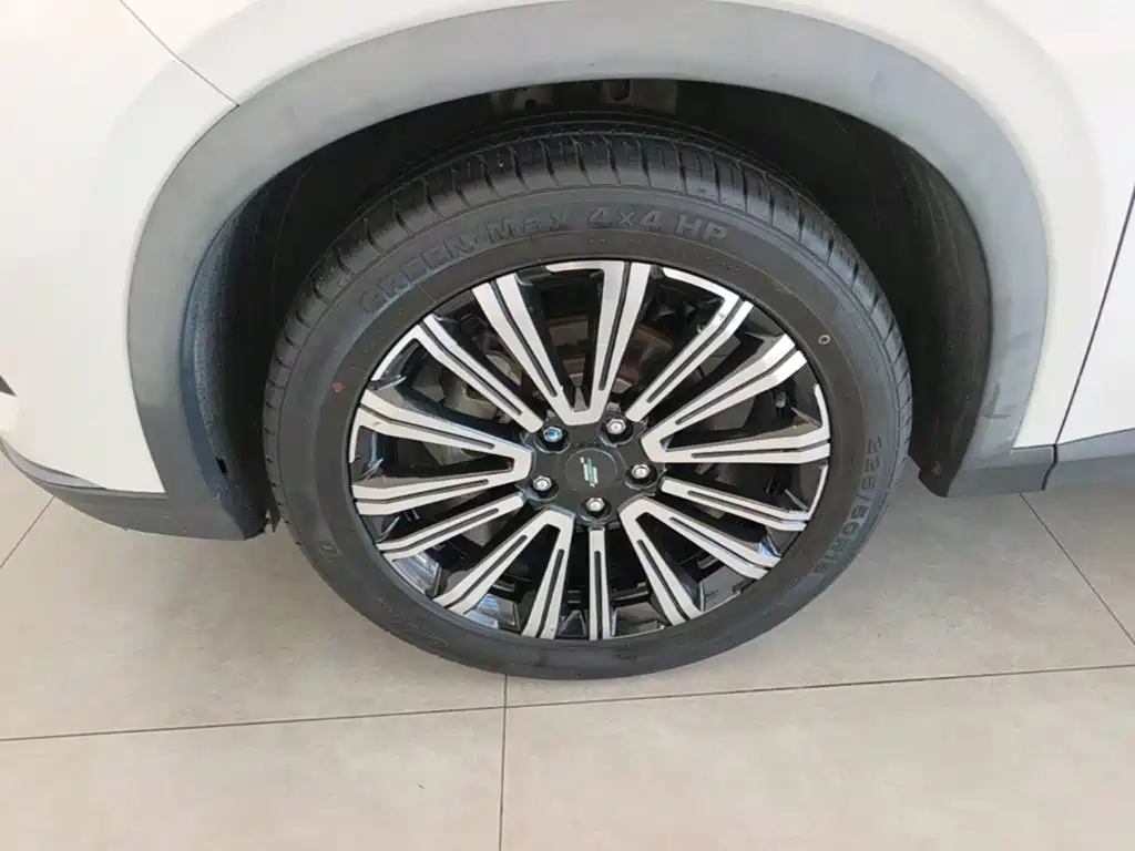 Changan Oshan Changan Oushang X5 2022 2021 1.6L CVT Premium Edition