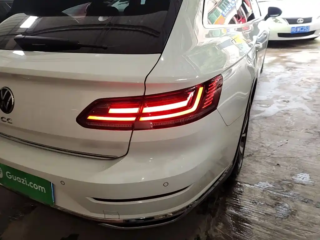 صورة 8 - Volkswagen CC