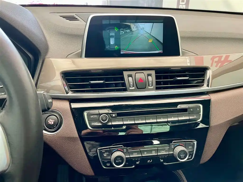 BMW X1 New Energy 2018 xDrive25Le Luxury Model фото 11