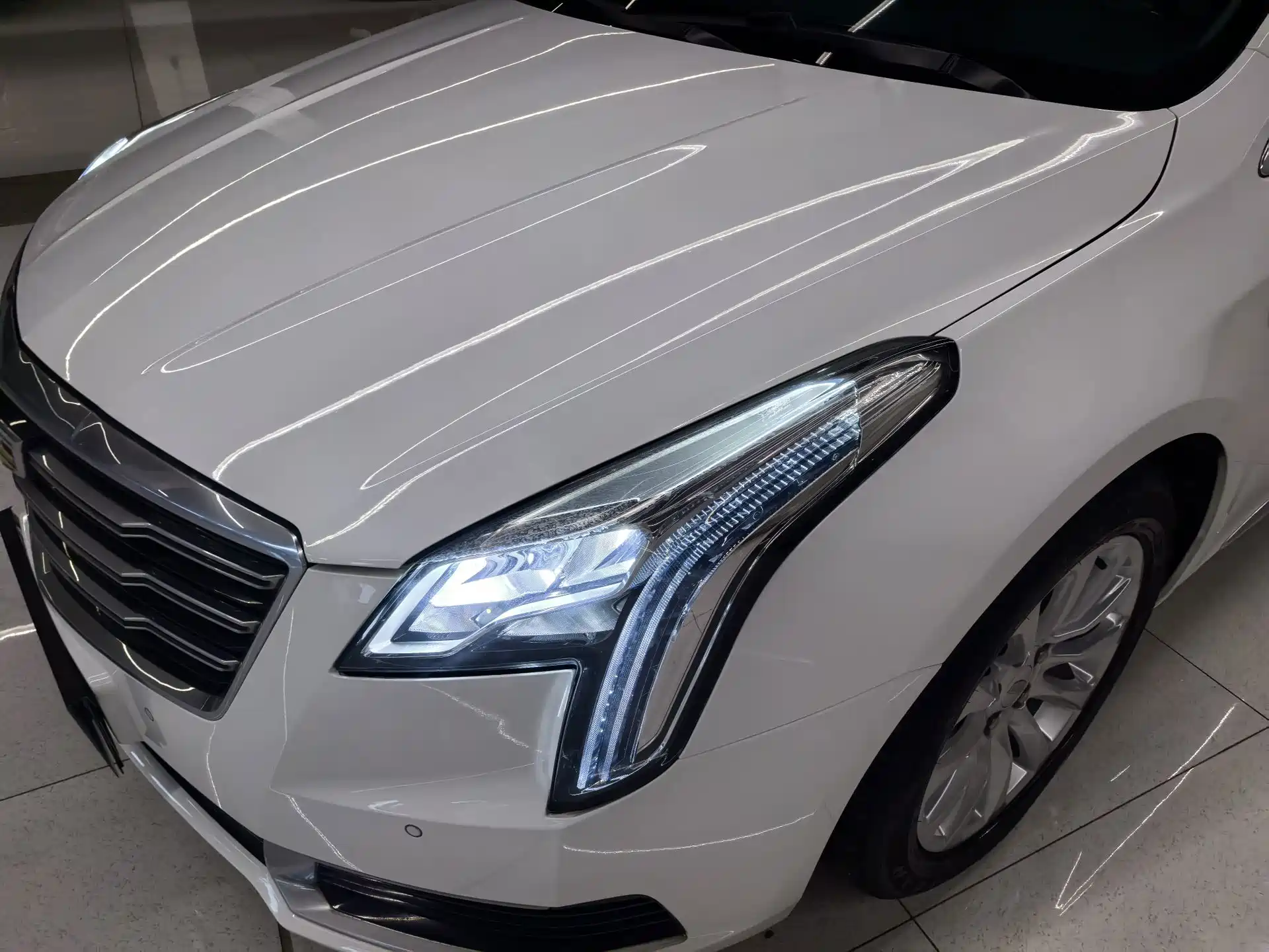 Photo 16 - Cadillac XTS