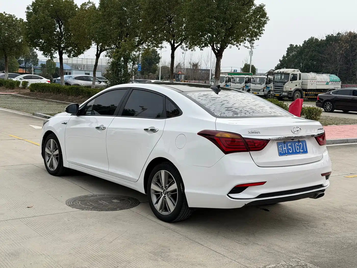 HYUNDAI NAME PICTURE