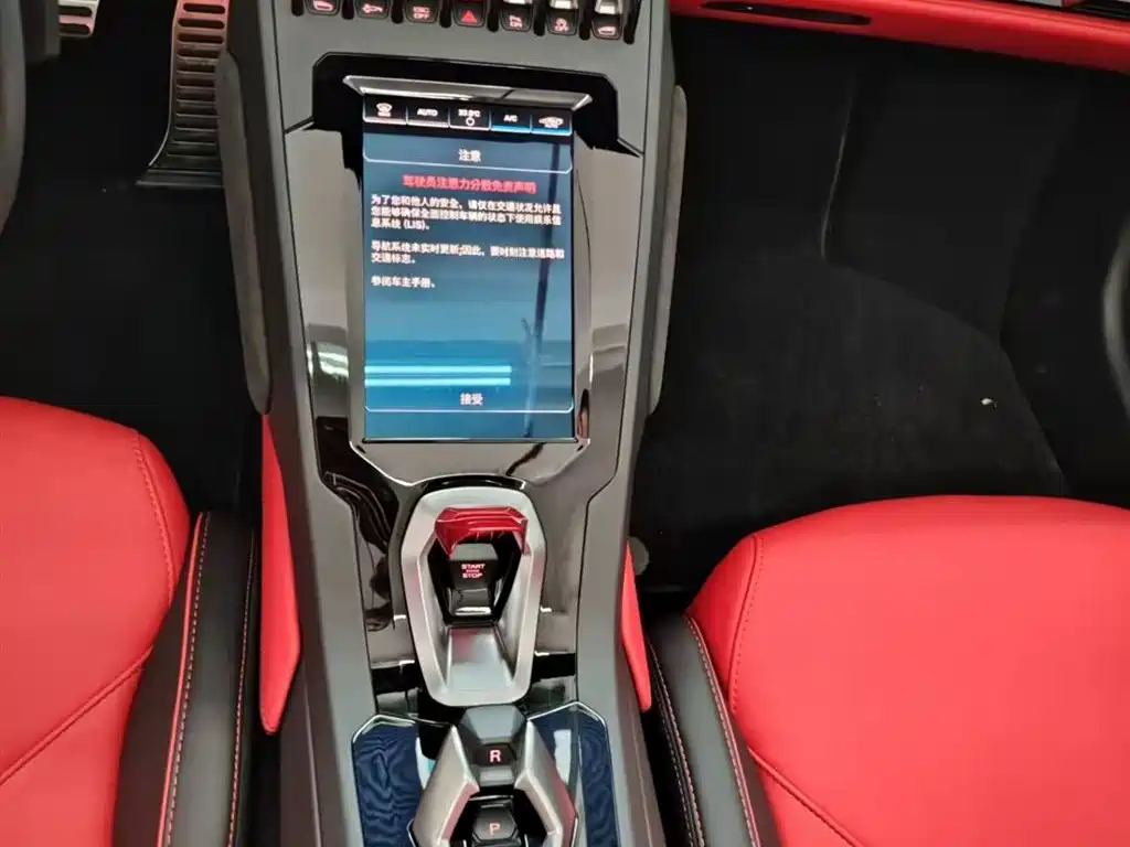 LAMBORGHINI HURACÁN