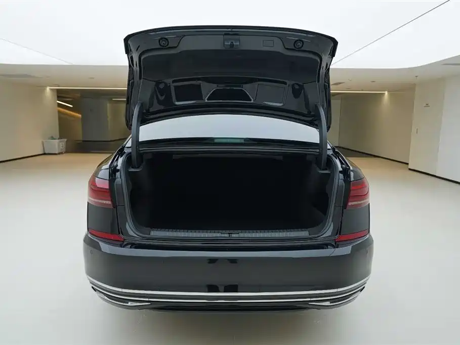 Volkswagen Passat 2024 380TSI Elite Edition фото 6