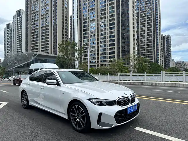 BMW 3 Series 2024