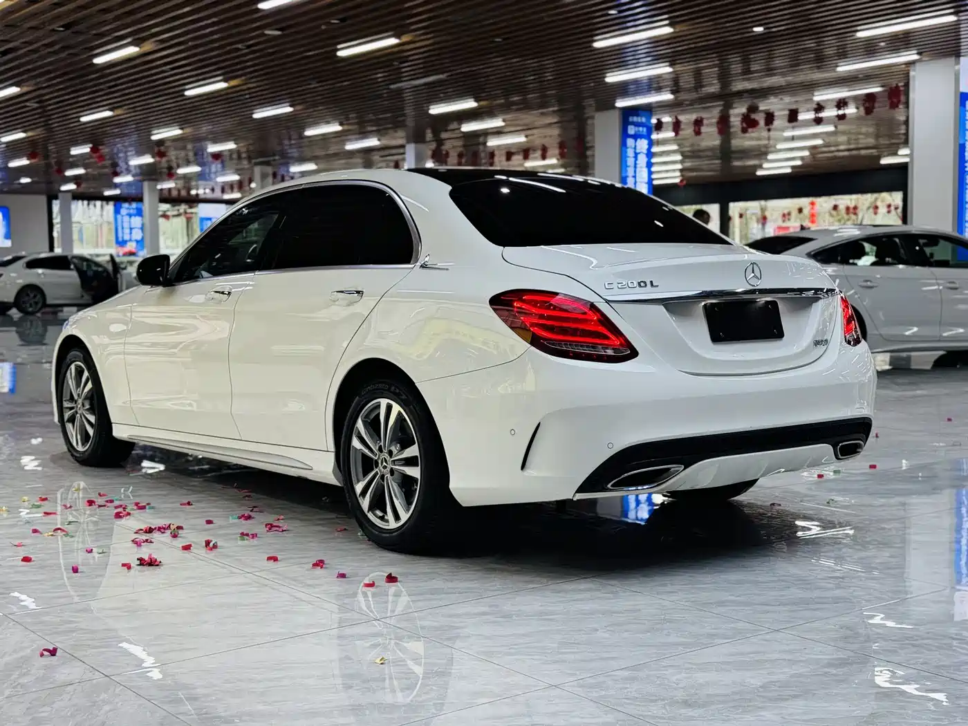 Mercedes-Benz C-Class 2018 C 200 L Sport Edition фото 17