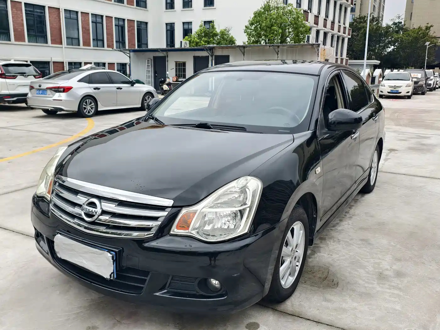 Фото 1 - Nissan Sylphy