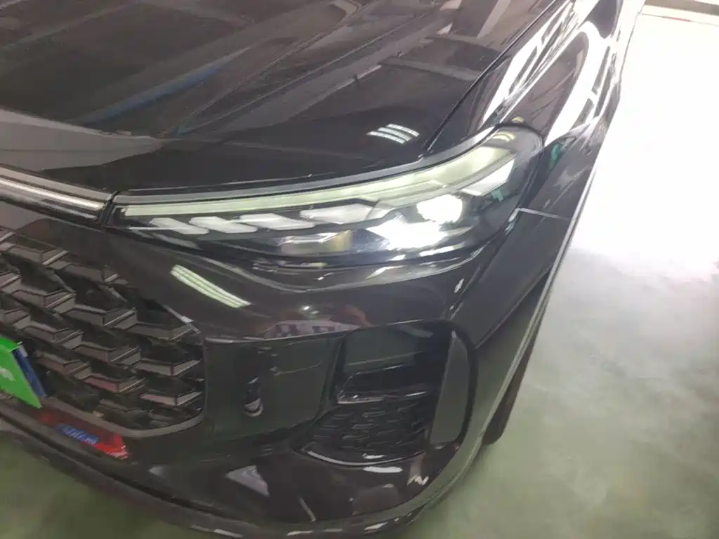 Audi Q6 2026 2024 50 TFSI quattro Xing Yun Flying Rider Package 6-seater