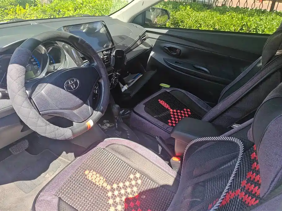 Toyota Vios FS 2017 1.5L CVT Fengchi Edition фото 12