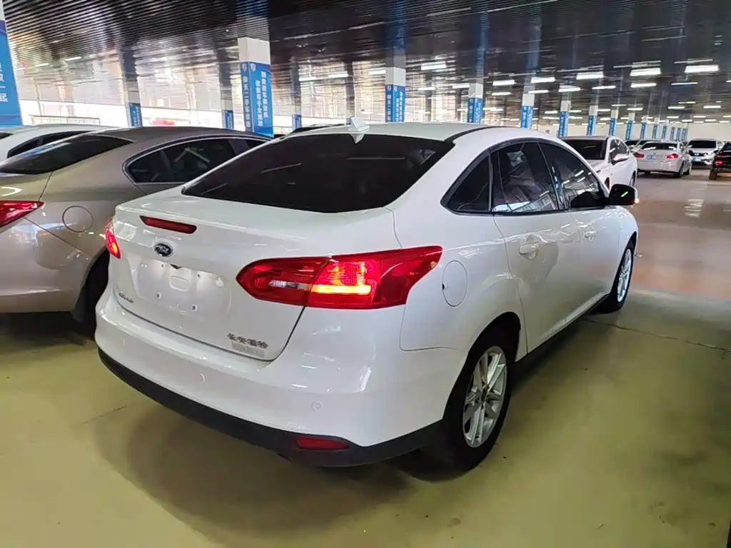 Ford Focus 2018 2018 Sedan Classic 1.6L Automatic Trend Smart Edition