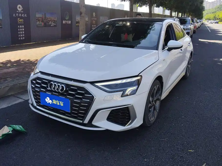 Фото 1 - Audi A3