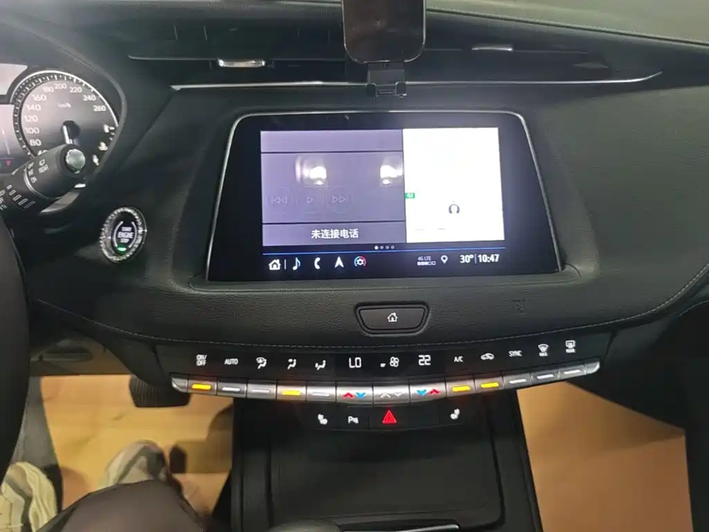 Cadillac XT4 2019 2018 28T FWD Leading Edition