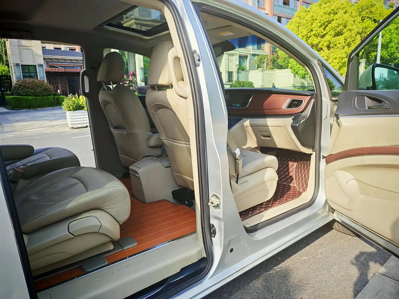 Buick GL8 2017 25S Luxury China V фото 19