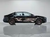 Photo 12 - Hongqi H5