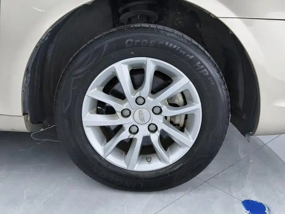 صورة 6 - Geely Emgrand