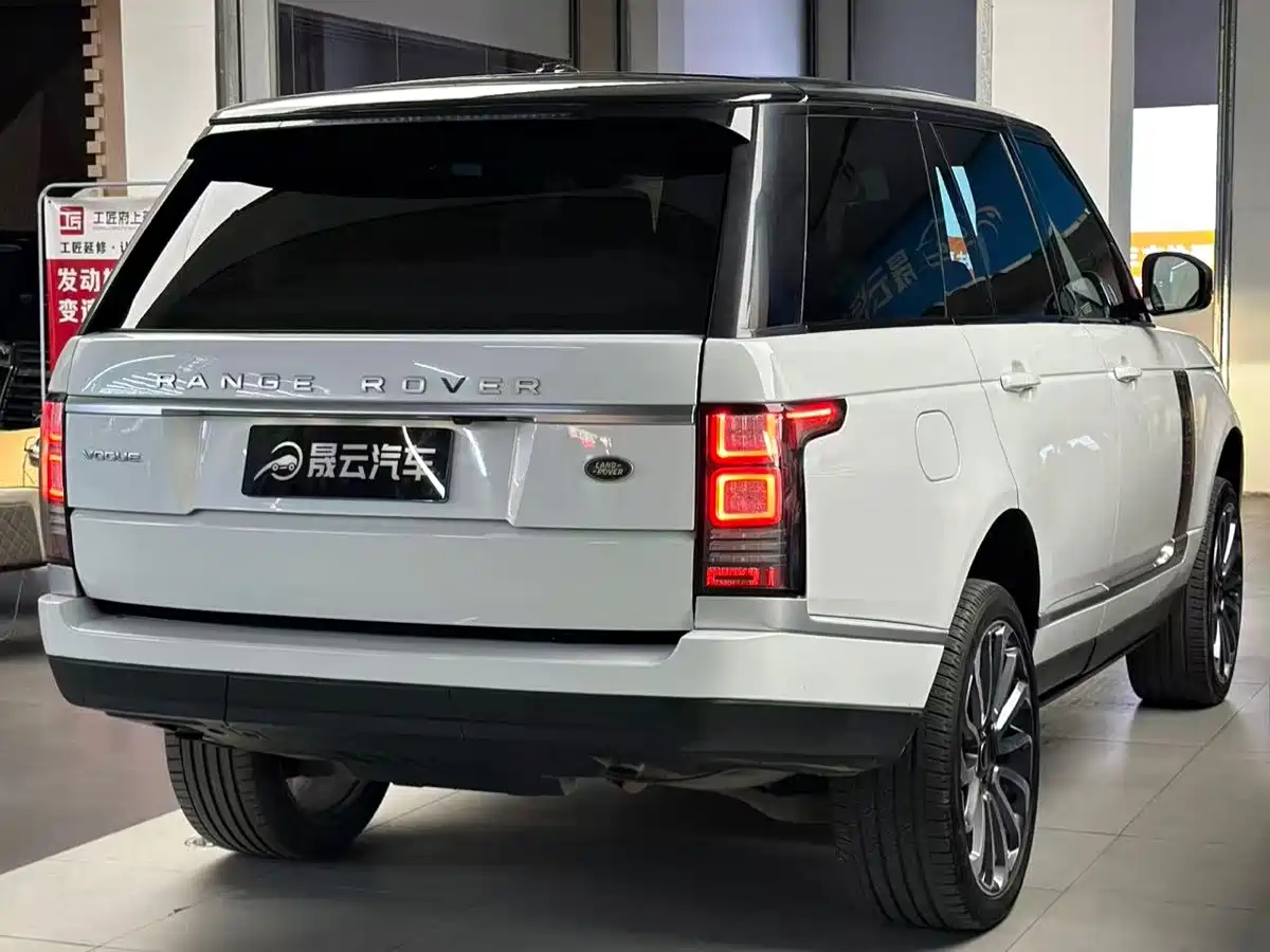 Land Rover Range Rover 2015 2014 3.0 SC V6 Vogue