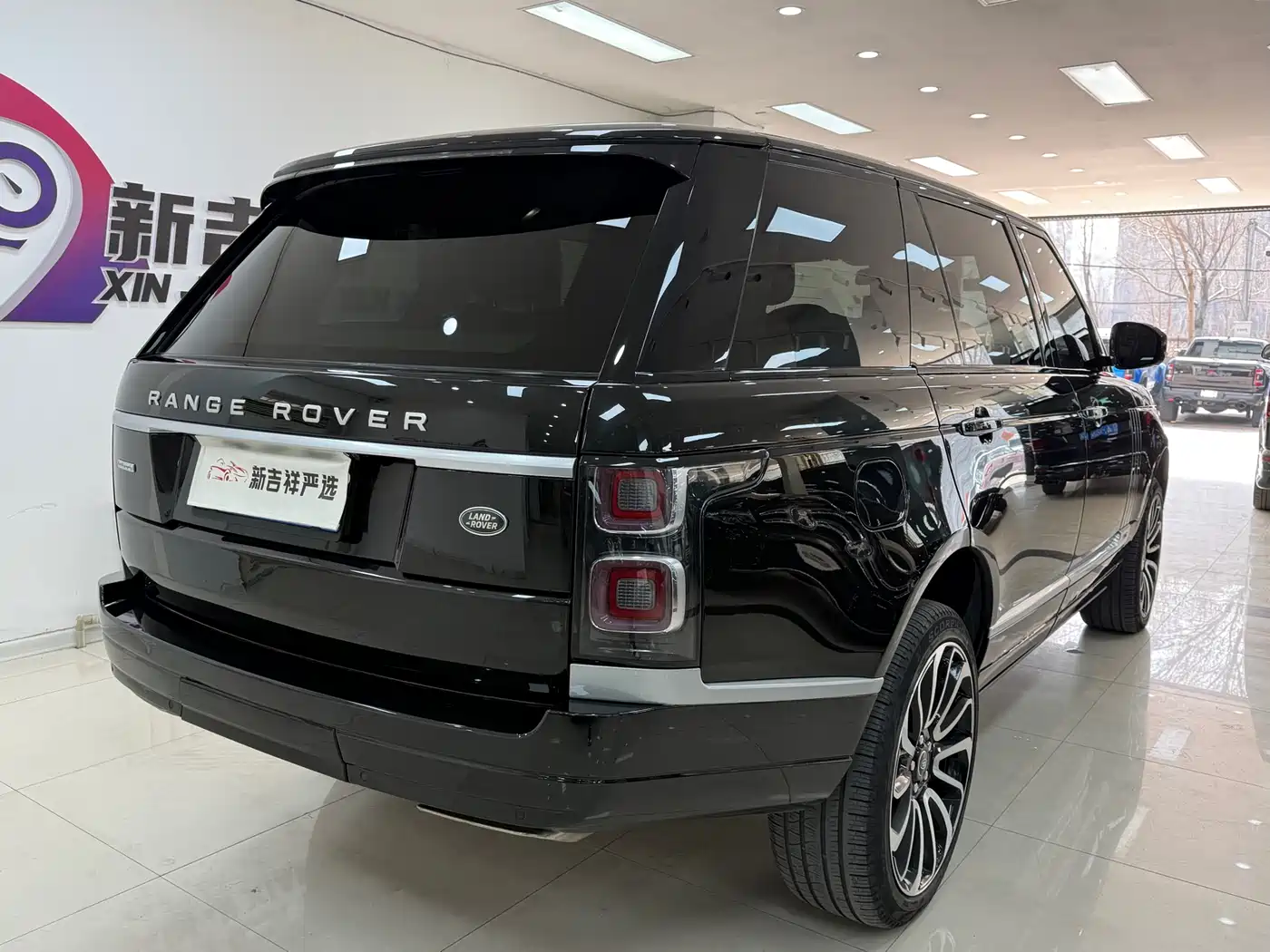 LAND ROVER RANGE ROVER