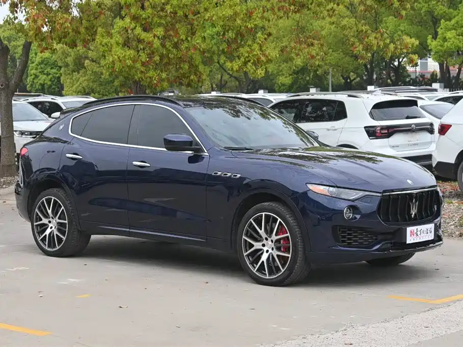 MASERATI LEVANTE