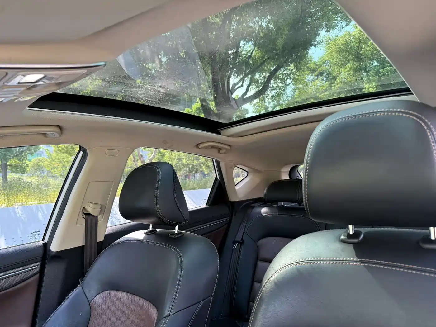 Фото 7 - Geely Emgrand GS