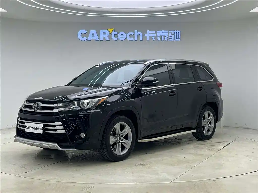 TOYOTA HIGHLANDER