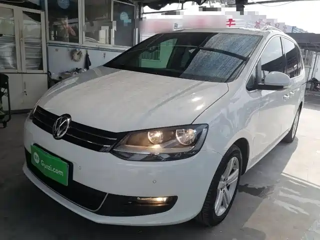  Volkswagen Sharan 2016 380TSI Comfort 7-seater