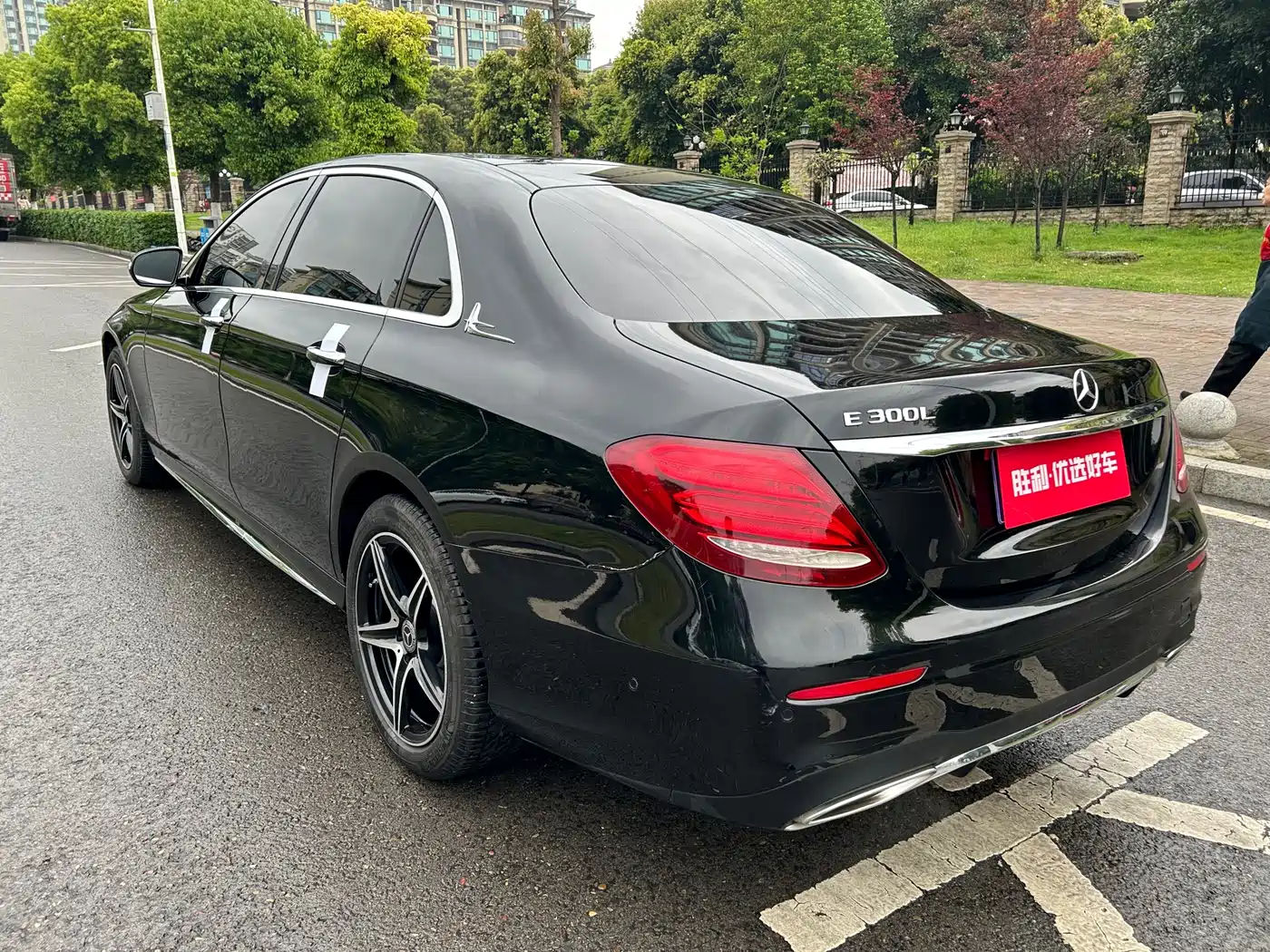 Mercedes-Benz E-Class 2020 Facelift E 300 L Sport Fashion фото 5