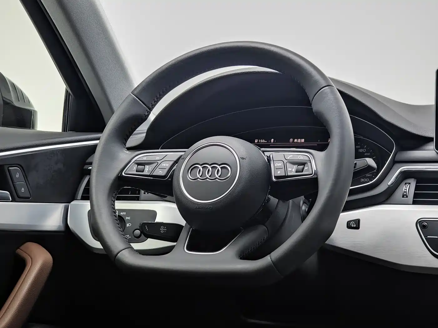 Audi A4L 2018 30th Anniversary 45 TFSI quattro Personality Sport фото 14