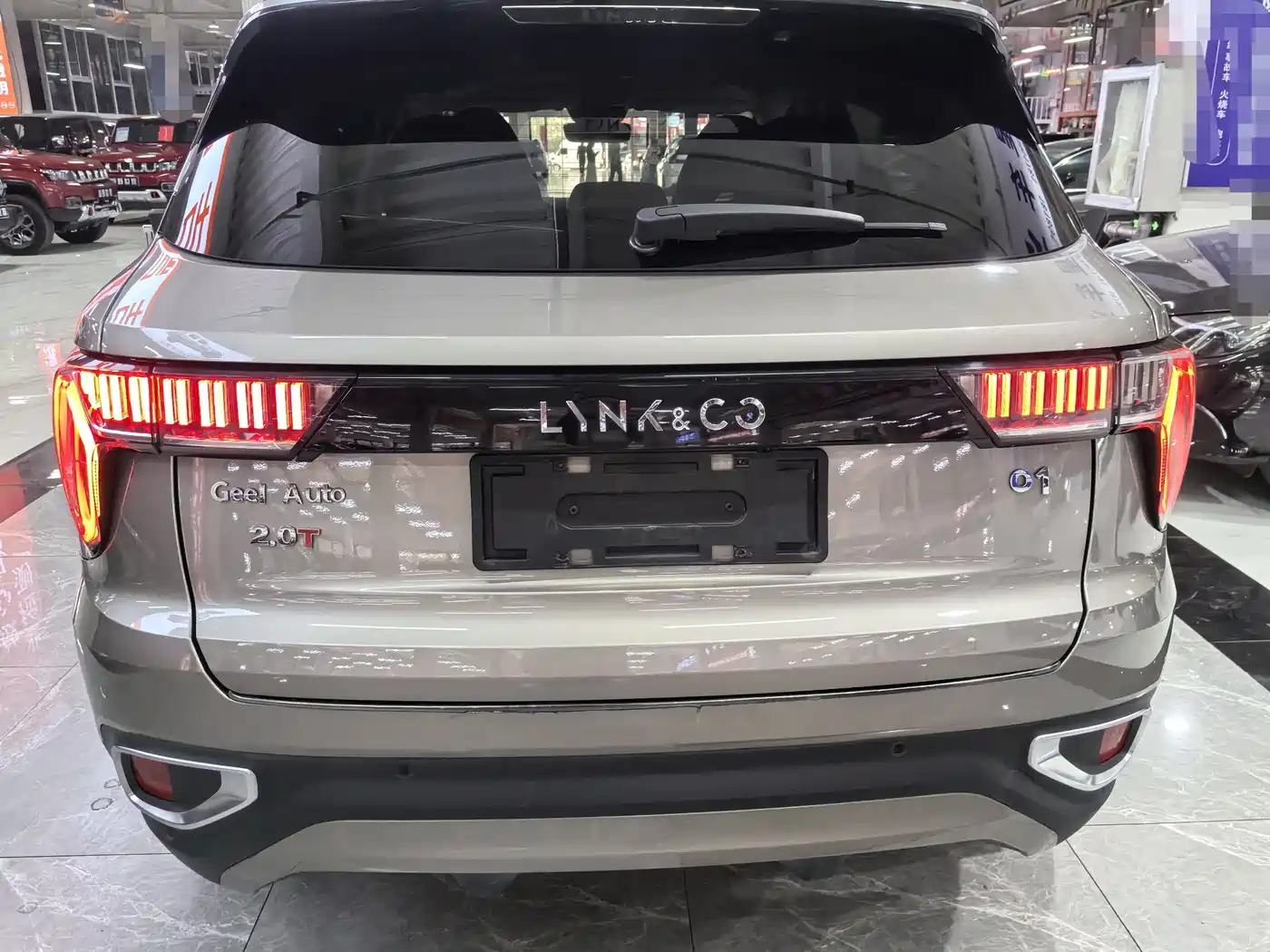 Lynk & Co 01 2019 2.0T 2WD Pro Edition China V фото 5