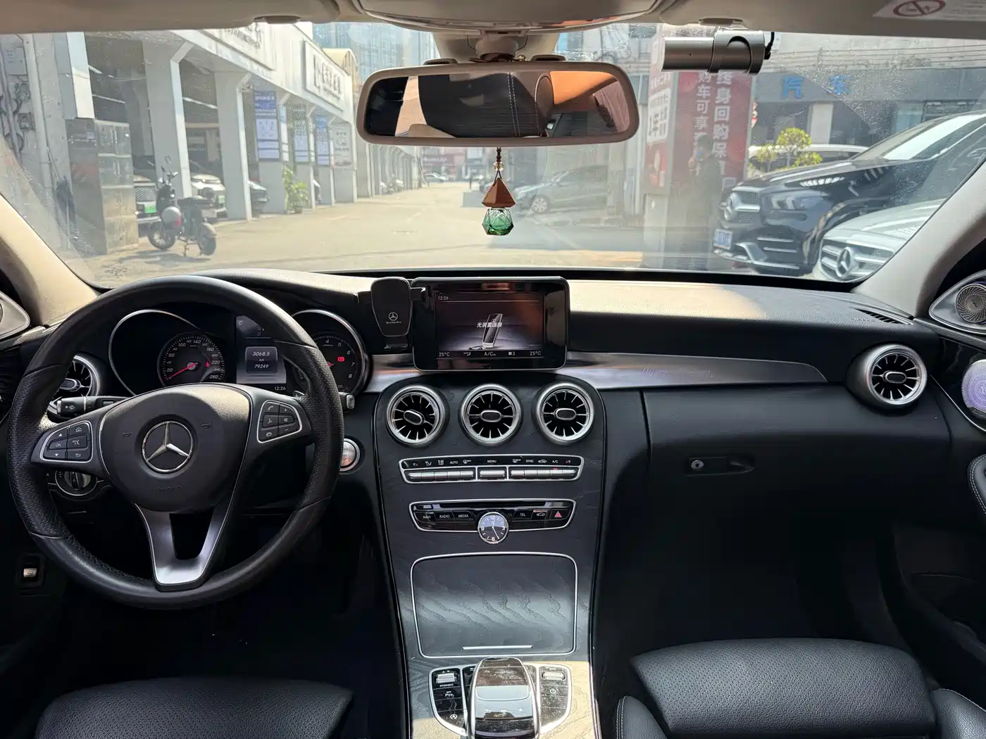 Mercedes-Benz C-Class (Import) 2018 C 200 Estate фото 18