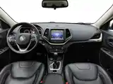 Фото 5 - Jeep Cherokee