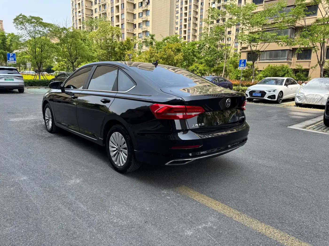 Volkswagen Lavida 2019 1.5L Automatic Comfort Edition China VI фото 9