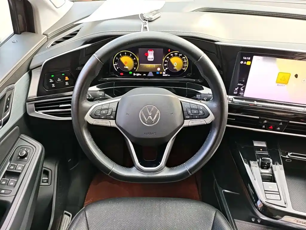 Photo 11 - Volkswagen Talagon