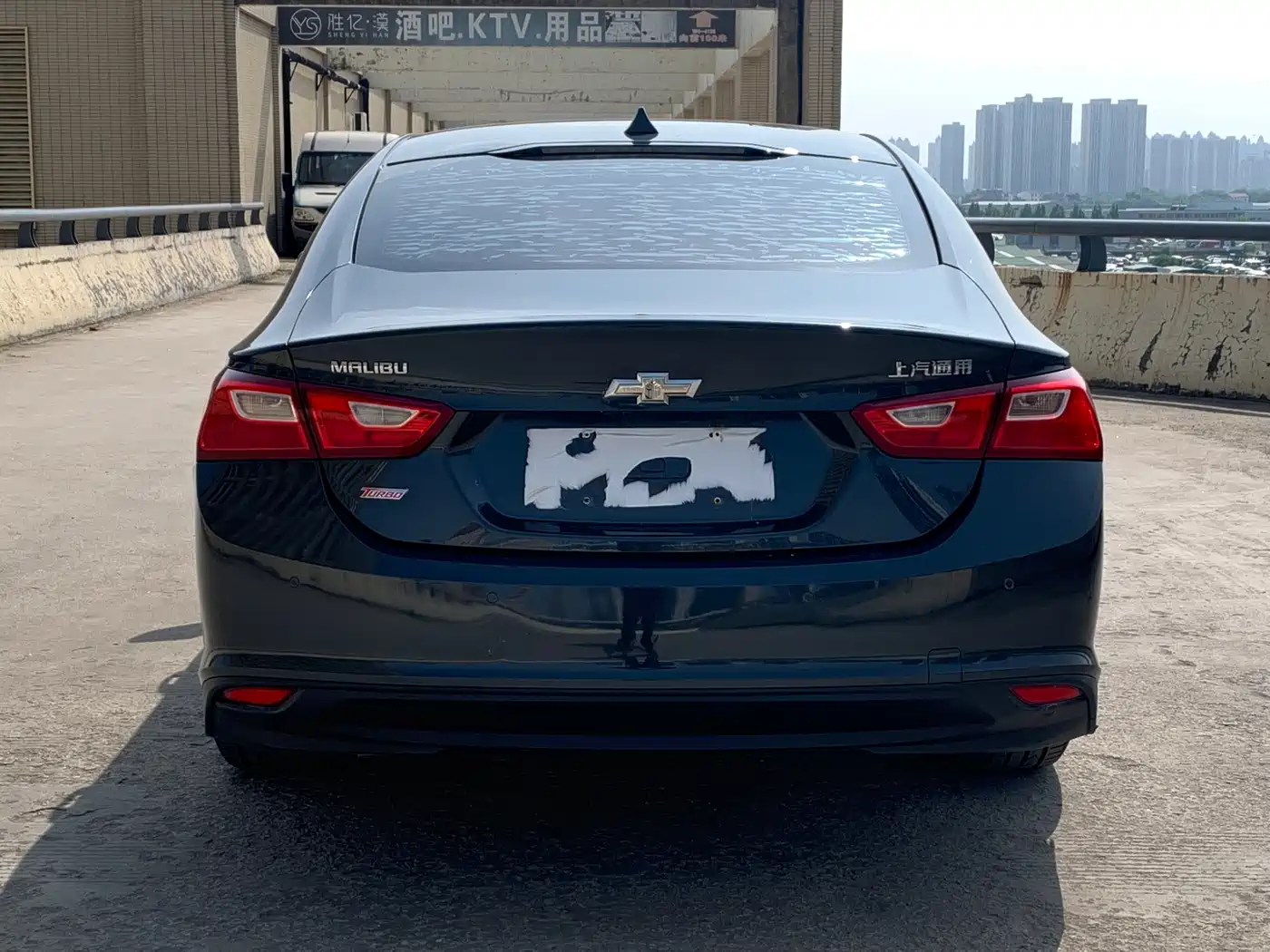 Chevrolet Malibu XL 2017 1.5T Auto Sport Edition фото 13
