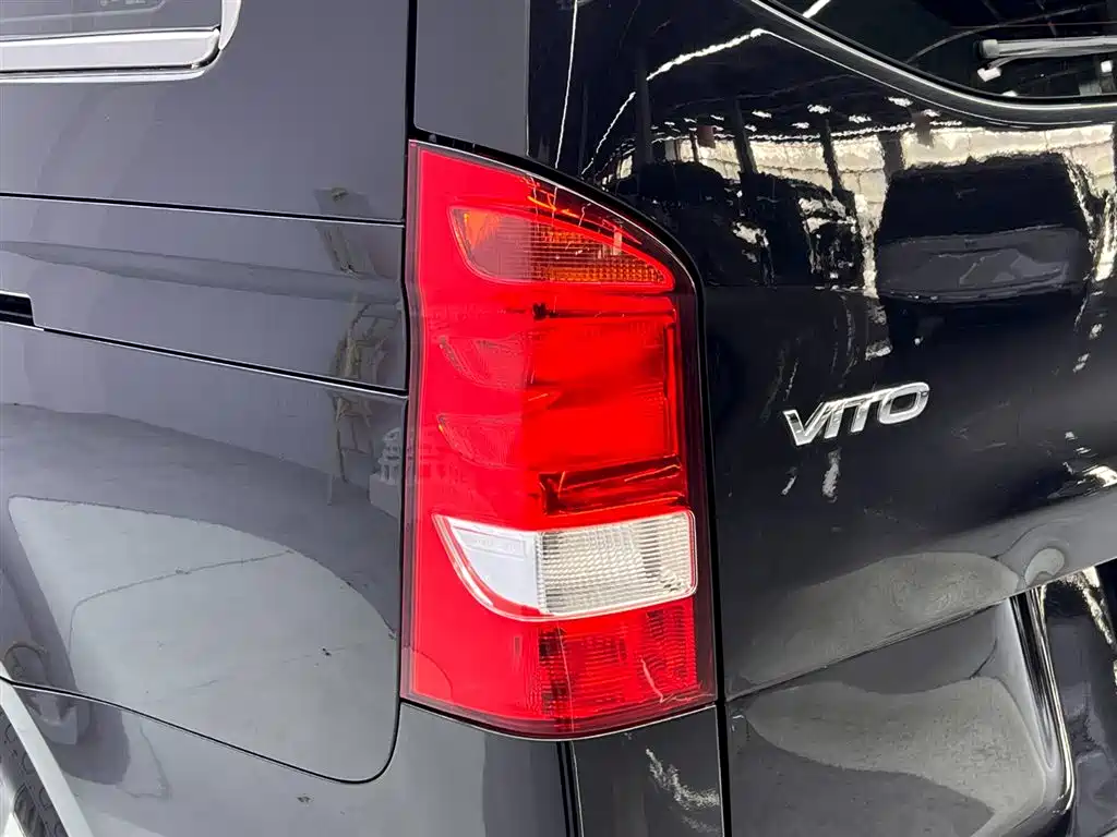 Mercedes-Benz Vito 2021 2.0T Business Edition 7-seater фото 11