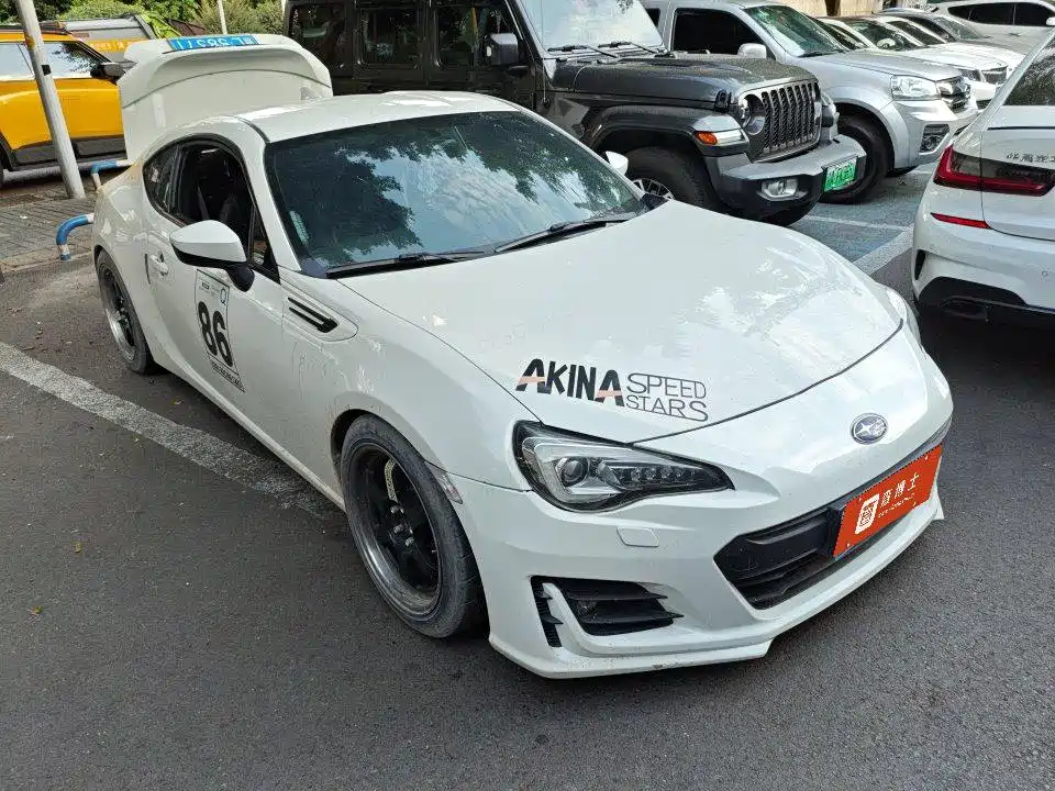 Photo 6 - Subaru BRZ