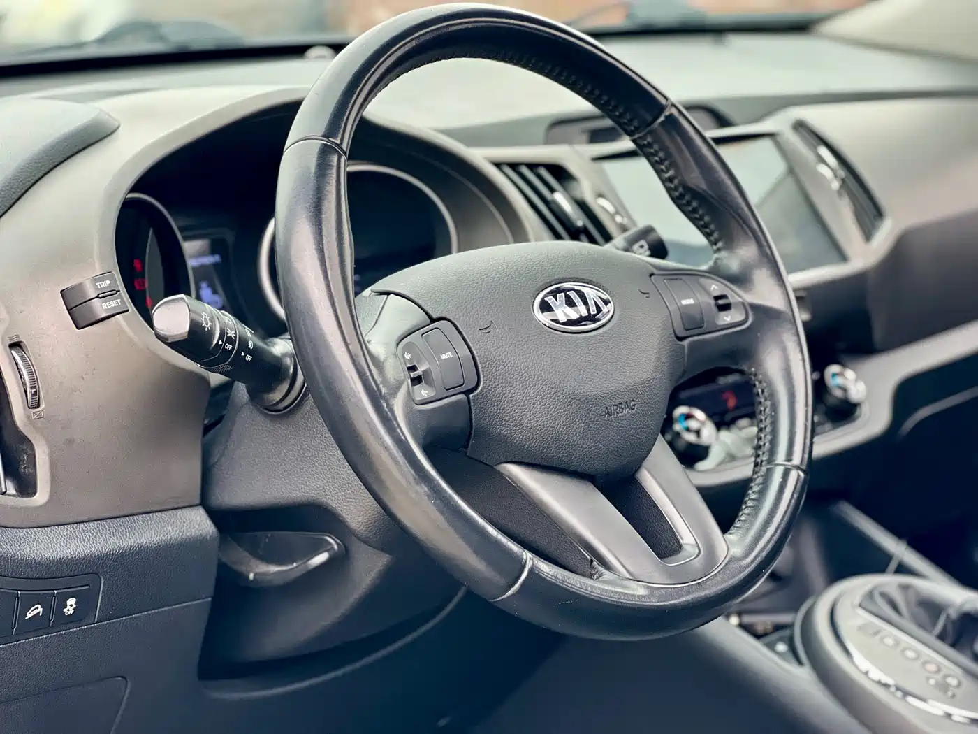 Kia Sportage 2015 2.0L Automatic 2WD DLX фото 7